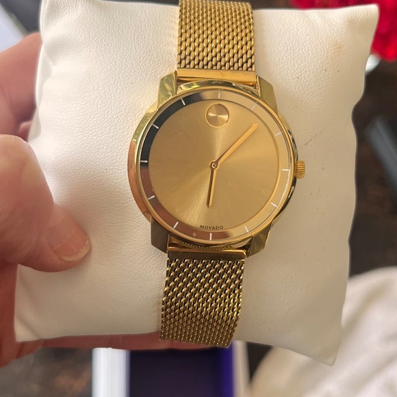 Movado BOLD Gold Watch - Picture 4 of 5